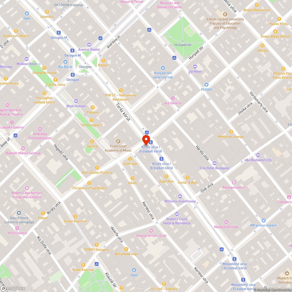 Telefirkált, matricázott tábla bejelentés helye