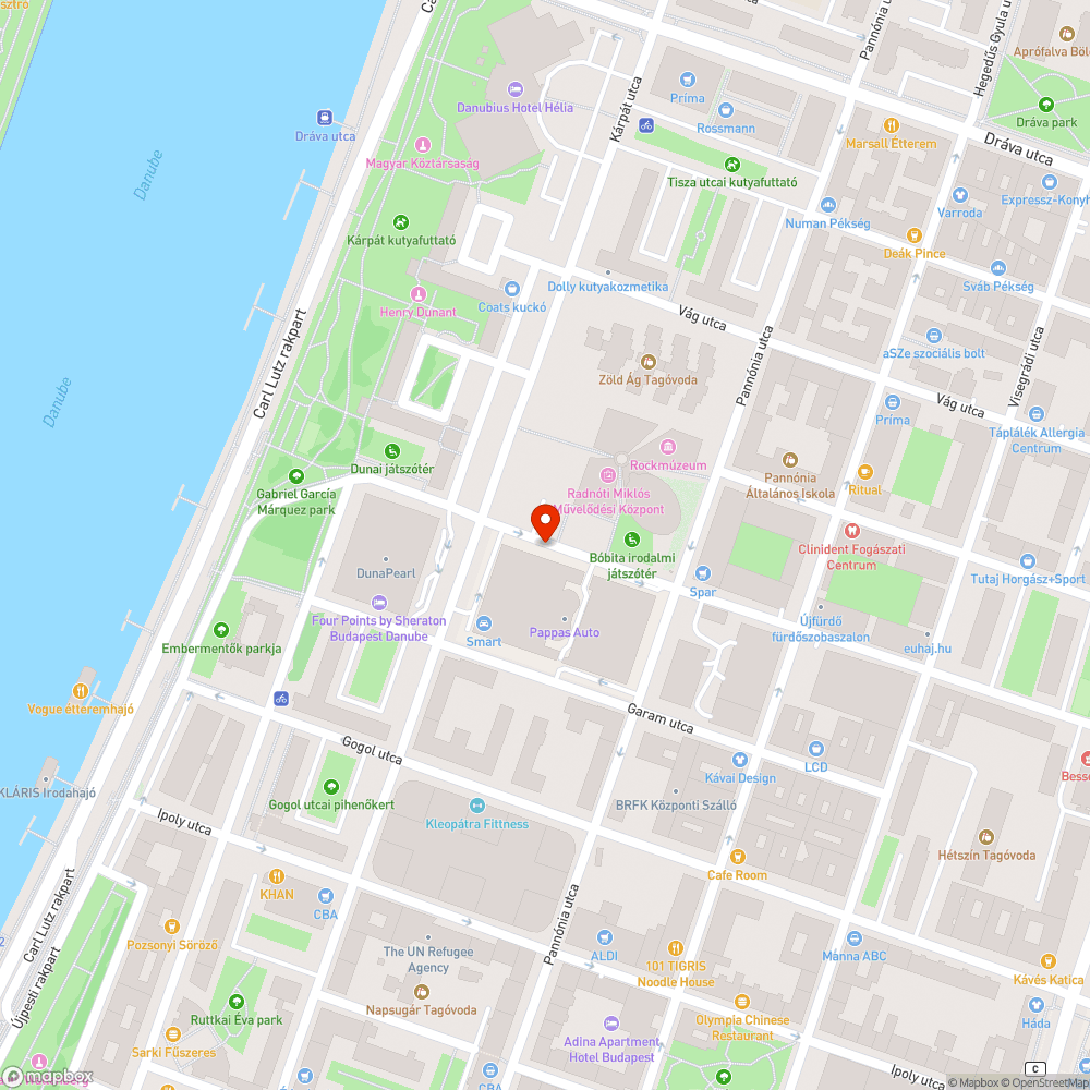 Kétirányú kerékpározás engedélyezett, de hiányoznak a táblák bejelentés helye