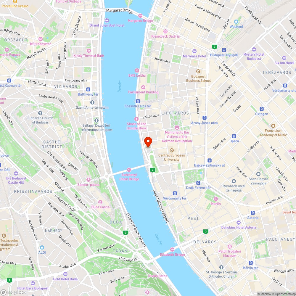 Gazos terület a Tudományos Akadémia épülete előtt bejelentés helye