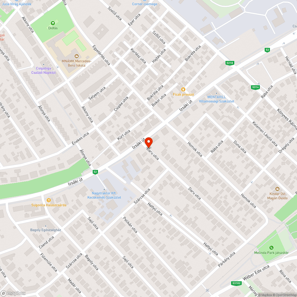 Út közepén található óriási kátyú bejelentés helye