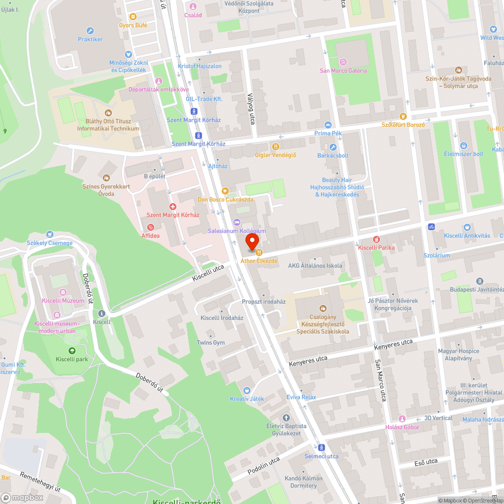 Parkoló tábla eltakarja a lámpát bejelentés helye