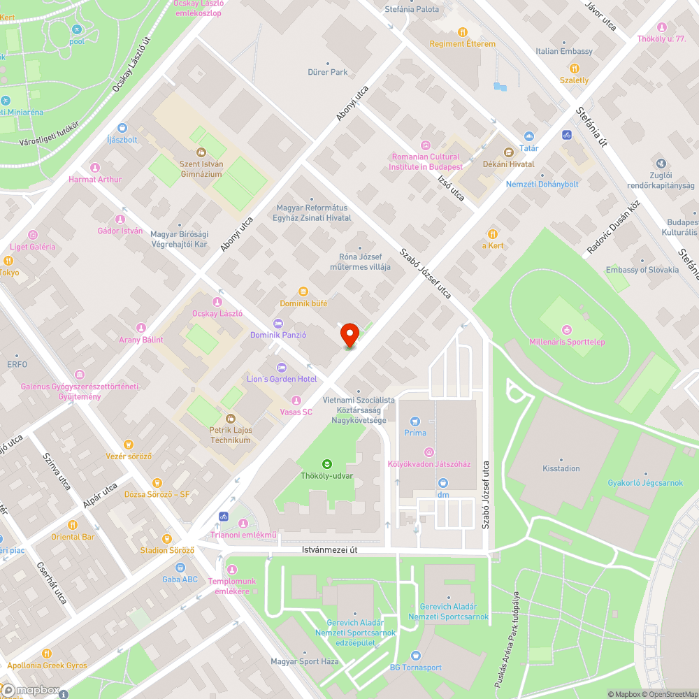 Rasszista matricák a megállóban bejelentés helye