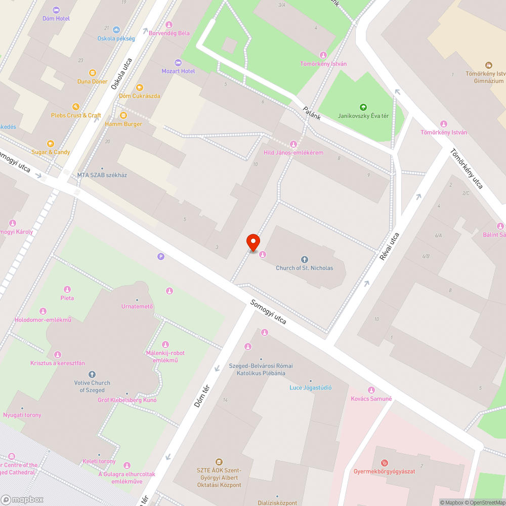 A Dóm hátsó fele sötétben van bejelentés helye