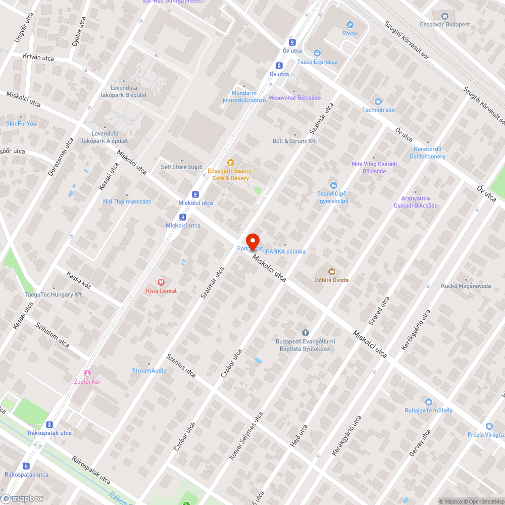 Utcasarkon álló elhagyott jármű bejelentés helye