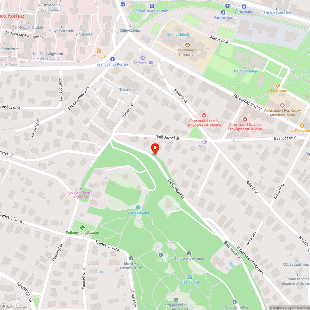 Újabb roncsautó közterületen, természetvédelmi terület mellett bejelentés helye