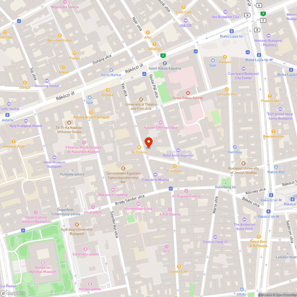 Alacsonyan lévő tábla bejelentés helye