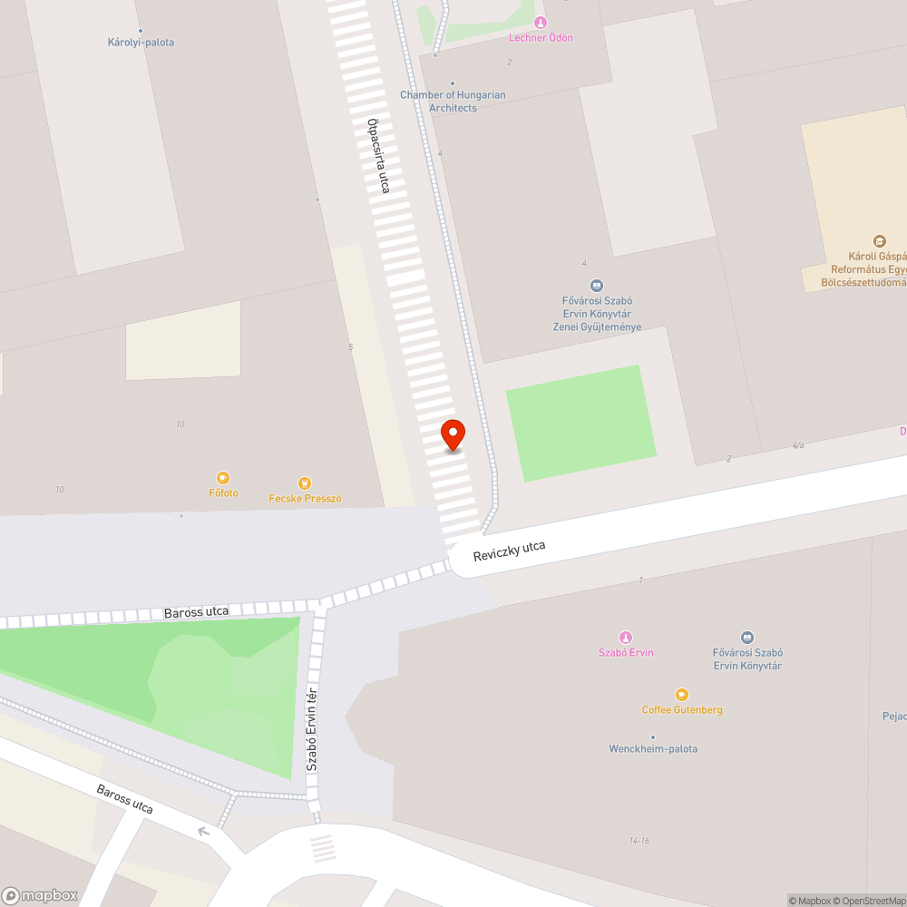 Alacsonyan lévő tábla bejelentés helye