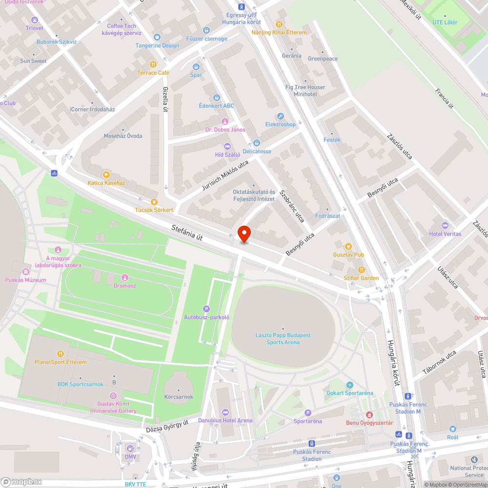 Megint zöldterületen parkolnak az autók bejelentés helye