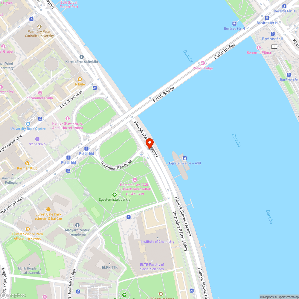 Középen lyukas aknafedlap bejelentés helye