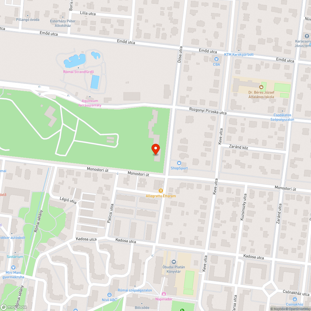 Az avar szinte ellepi a járdát. bejelentés helye