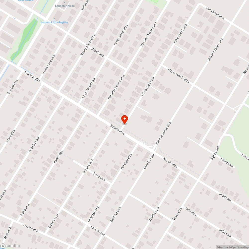 Beszakadt zöldterület a csatorna mellett bejelentés helye