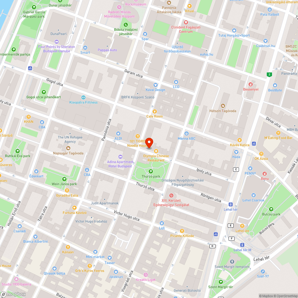 Jelzőtáblák egymással szemben bejelentés helye