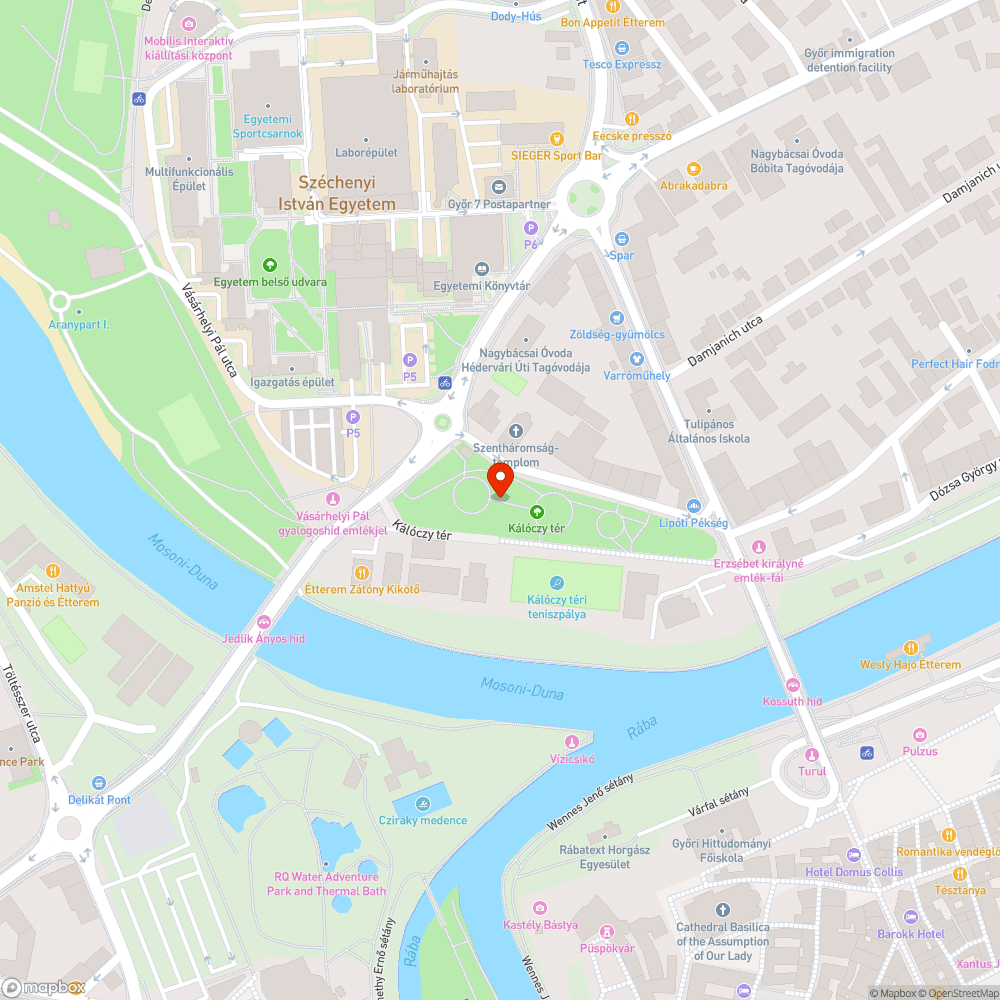 Két törött pad a parkban bejelentés helye