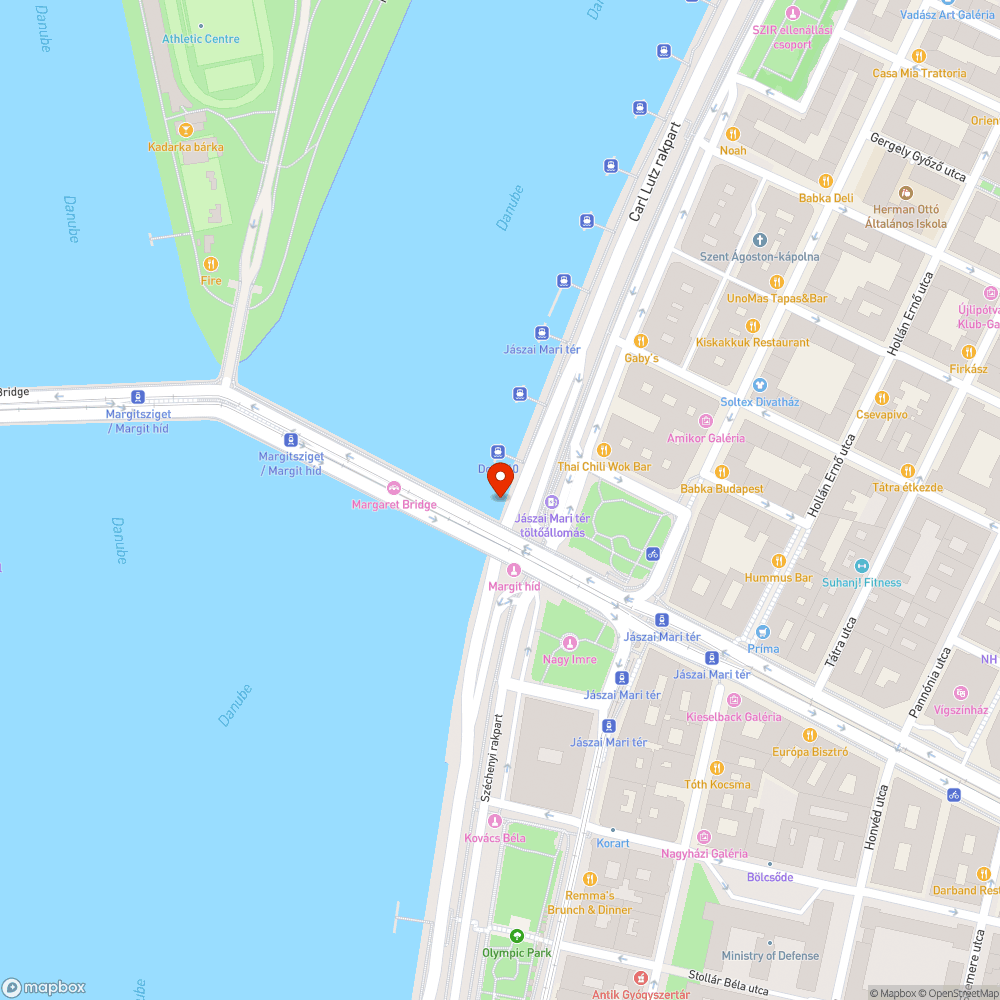 Mély luk a Margit híd pesti oldali járdáján bejelentés helye