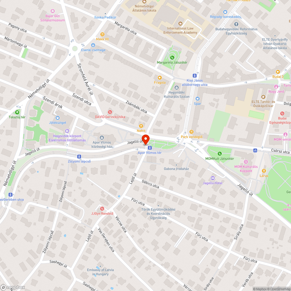 Sérült, kopott padok bejelentés helye