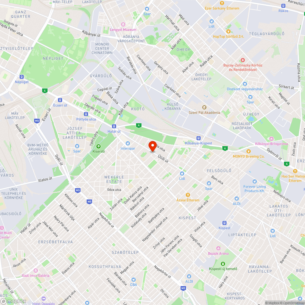 Ez a közműakna fedél is már cserélendő, bizony... bejelentés helye