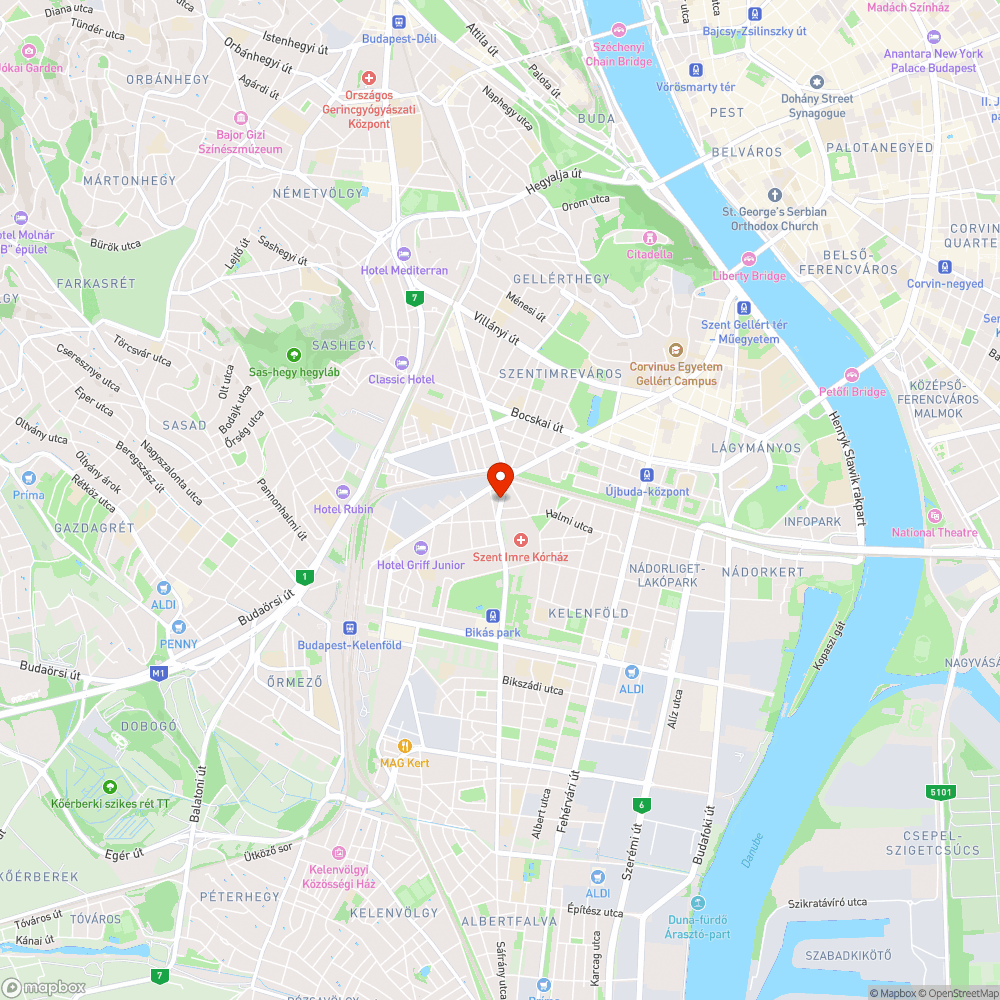 Karolina út, 7-es buszmegálló bejelentés helye