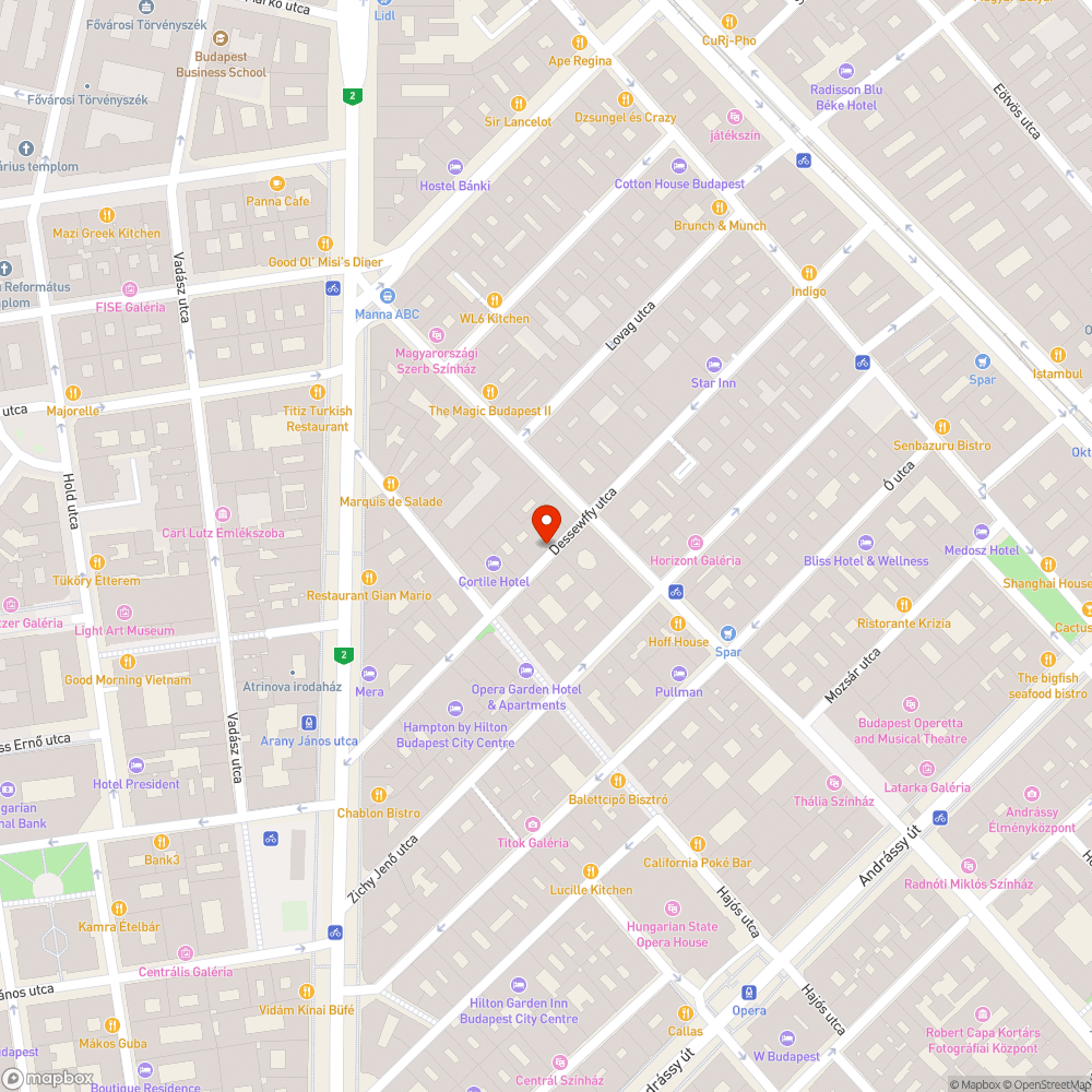 Tönkrement fedlap, megnyílt járda bejelentés helye