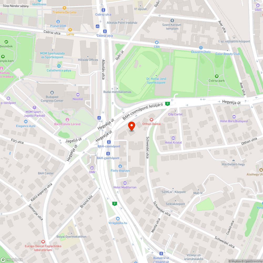 BAH csomóponti buszmegállóban kevés a kuka bejelentés helye