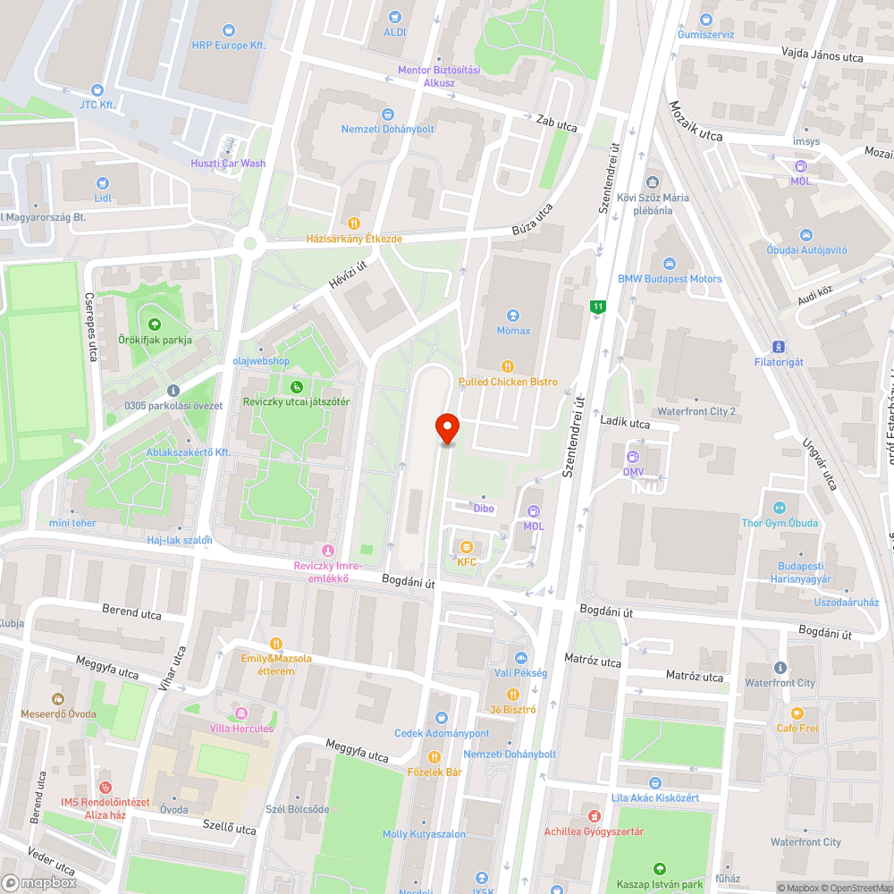 Mély kátyú a buszállomáson bejelentés helye