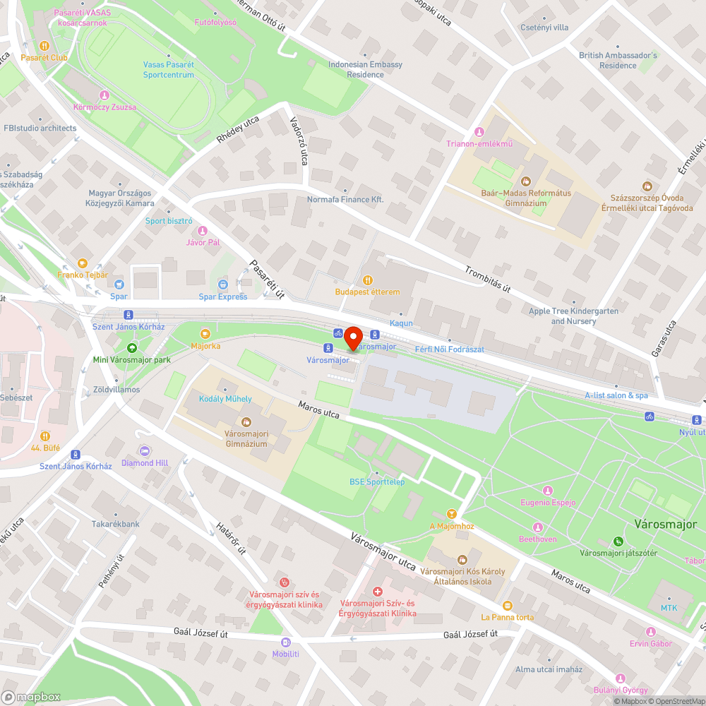 Kopott pad és hiányzó fólia bejelentés helye