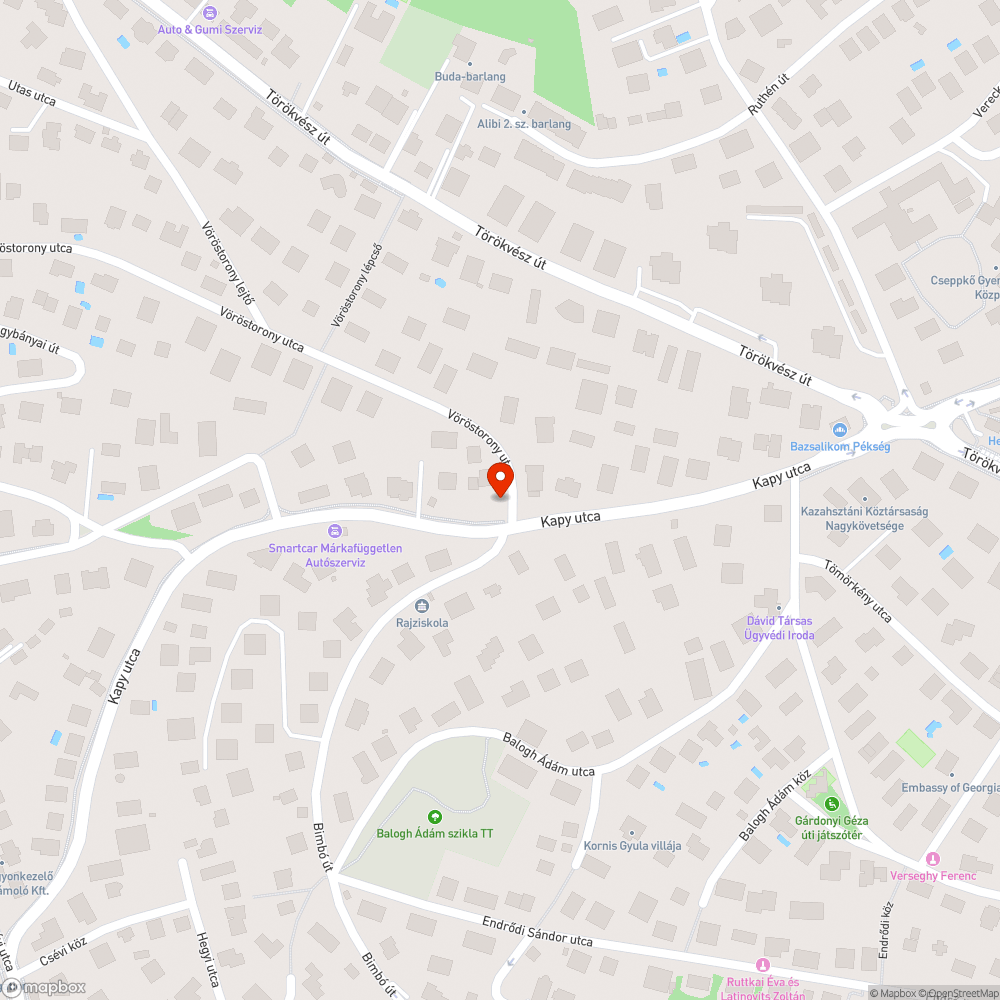 Vöröstorony utca elején kátyú bejelentés helye