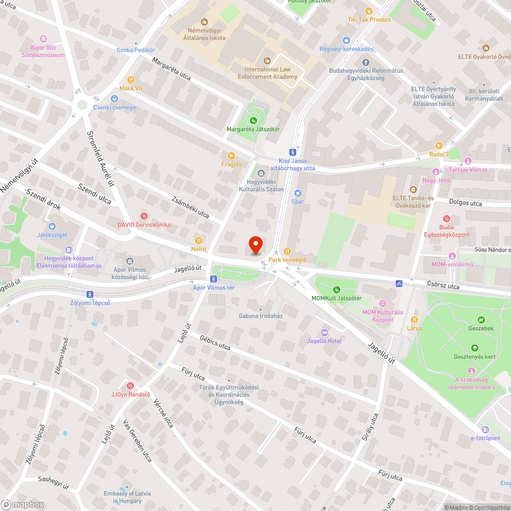 Régi, sérült tábla bejelentés helye