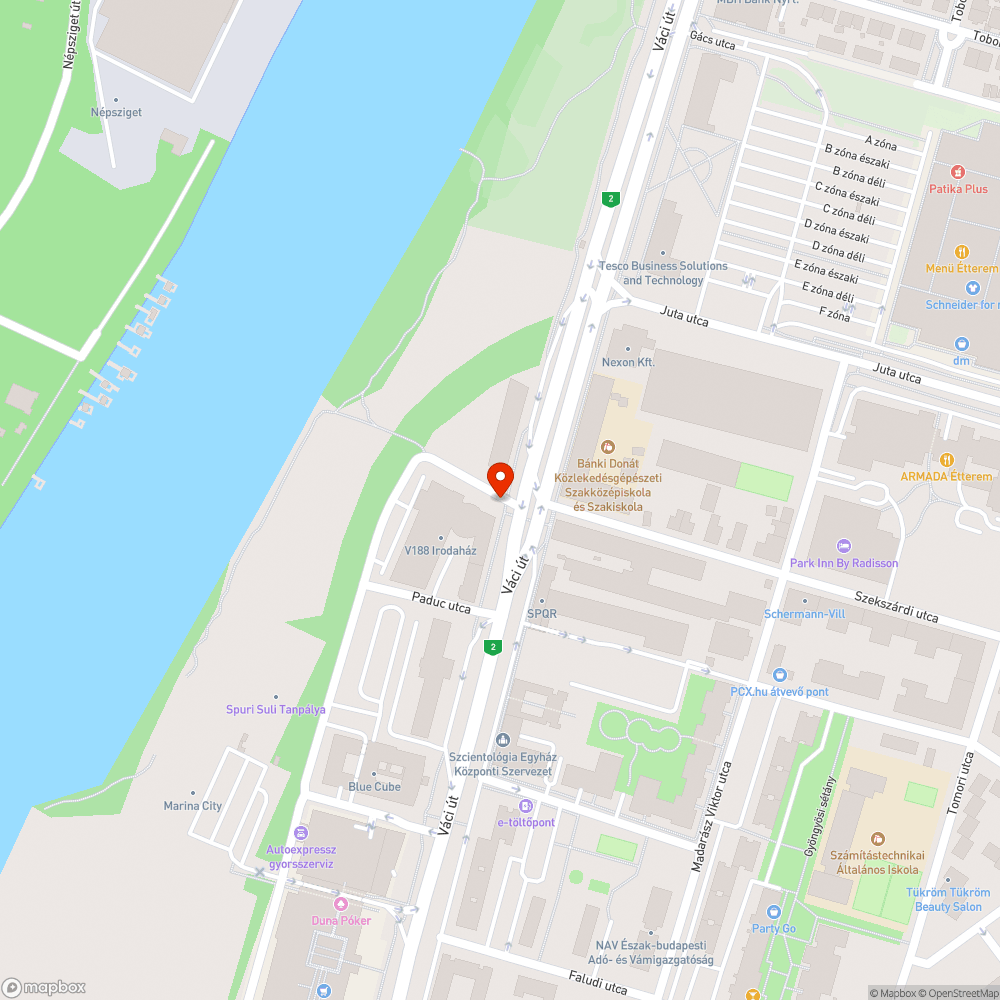 Még mindig használhatatlan biciklitámaszokat építenek. bejelentés helye