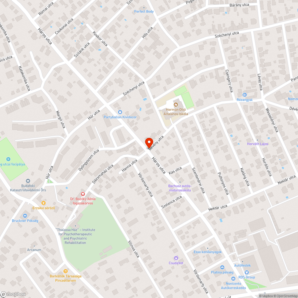 Térdig érő fű és gaz bejelentés helye