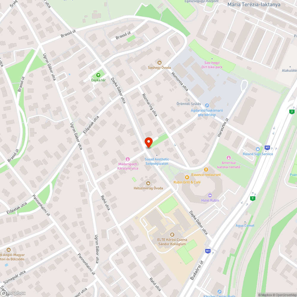 Gömbtükör a faágak mögött bejelentés helye