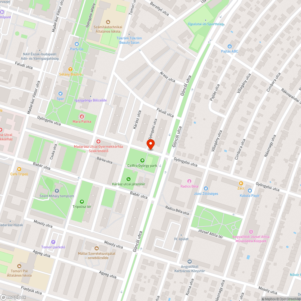 Óriás fa körbe aszfaltozva bejelentés helye