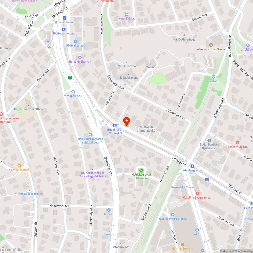 BAH csomópont - Karolina út között lekopott útburkolati jelek bejelentés helye