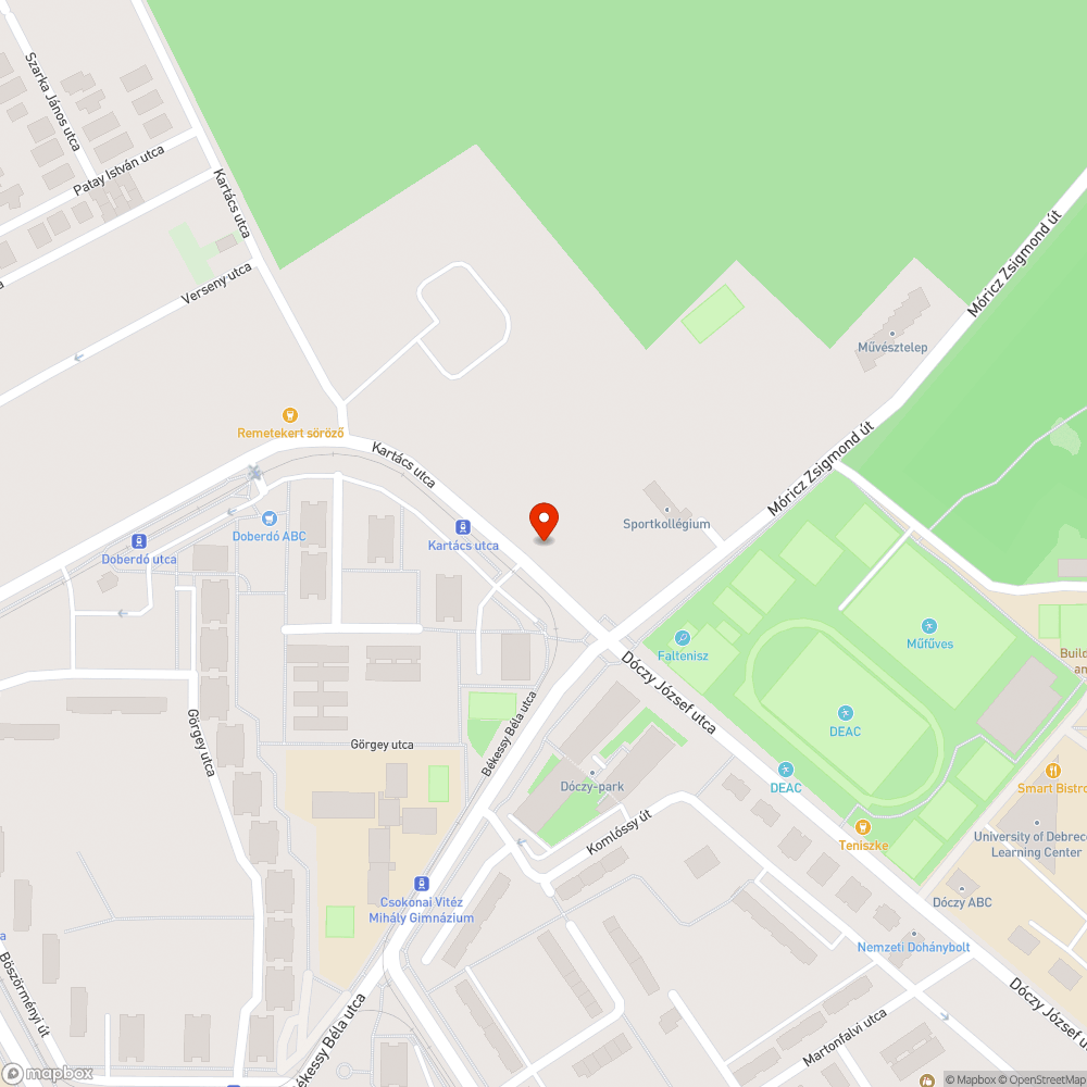 Beláthatatlan keresztirányú forgalom a Kartács utcán, forgalmi tükör kihelyezése bejelentés helye