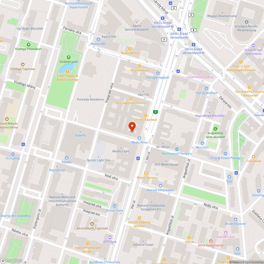 Illegális ruha szemét szétszórva a járdán bejelentés helye