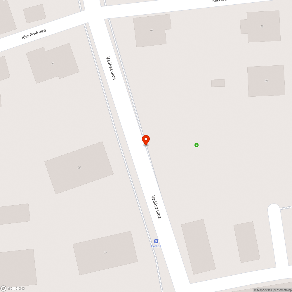 Nyitott villanydoboz a lámpaoszlopon - két helyen bejelentés helye