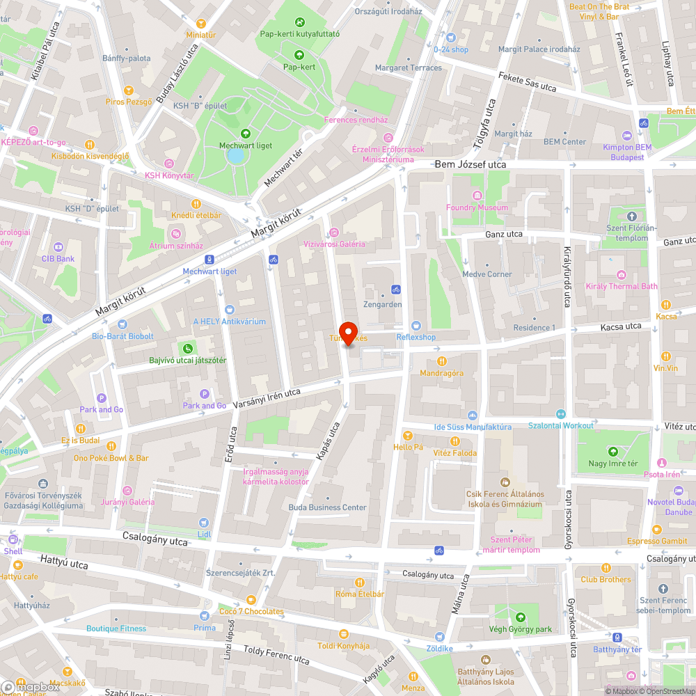 Egyenetlen járda az új OTP automatánál bejelentés helye