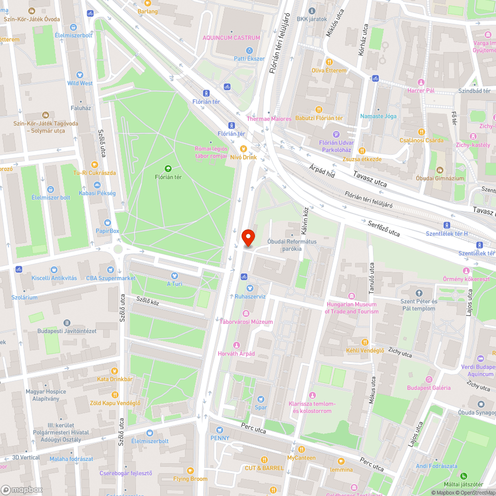 Szemeteszsákok a parkoló kijáratánál bejelentés helye