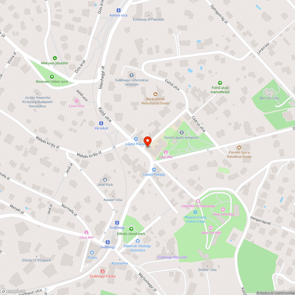 Rendkívül szűk járda bejelentés helye