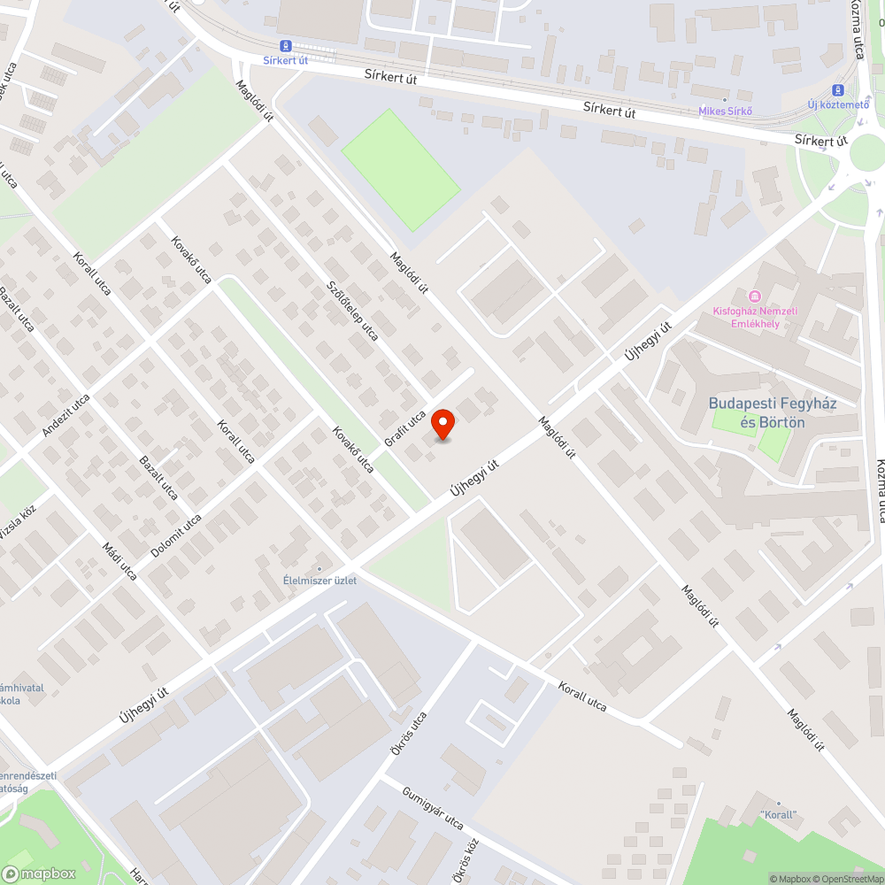 Négy darab rozsdás behajtást akadályozó vascső bejelentés helye