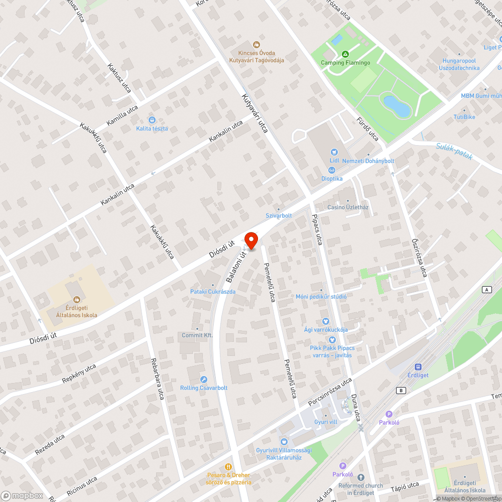 Benőtte a sövény a járdát bejelentés helye