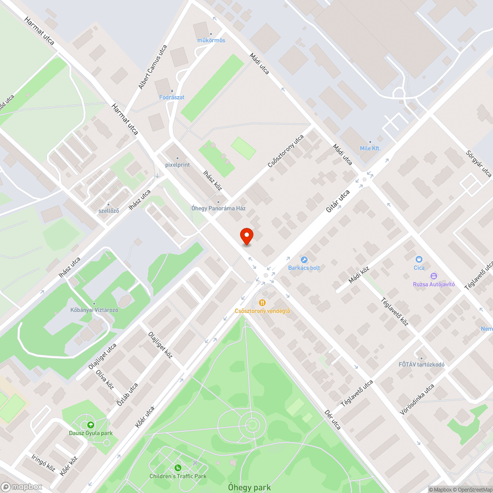 Egy nagyon graffitis buszmegálló bejelentés helye