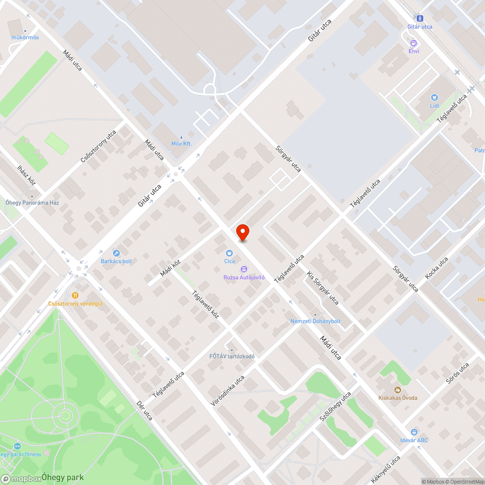 Egy nagyon graffitis buszmegálló bejelentés helye