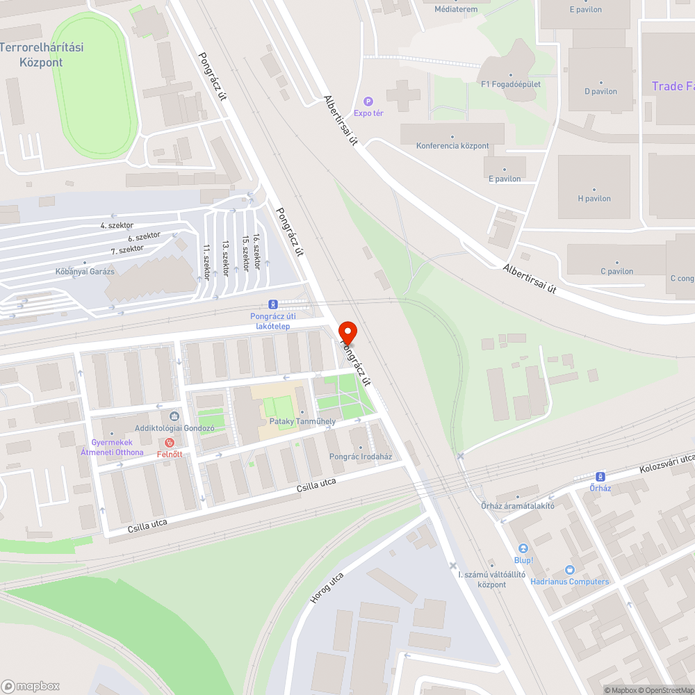 Egy darab nagyon graffitis buszmegálló bejelentés helye