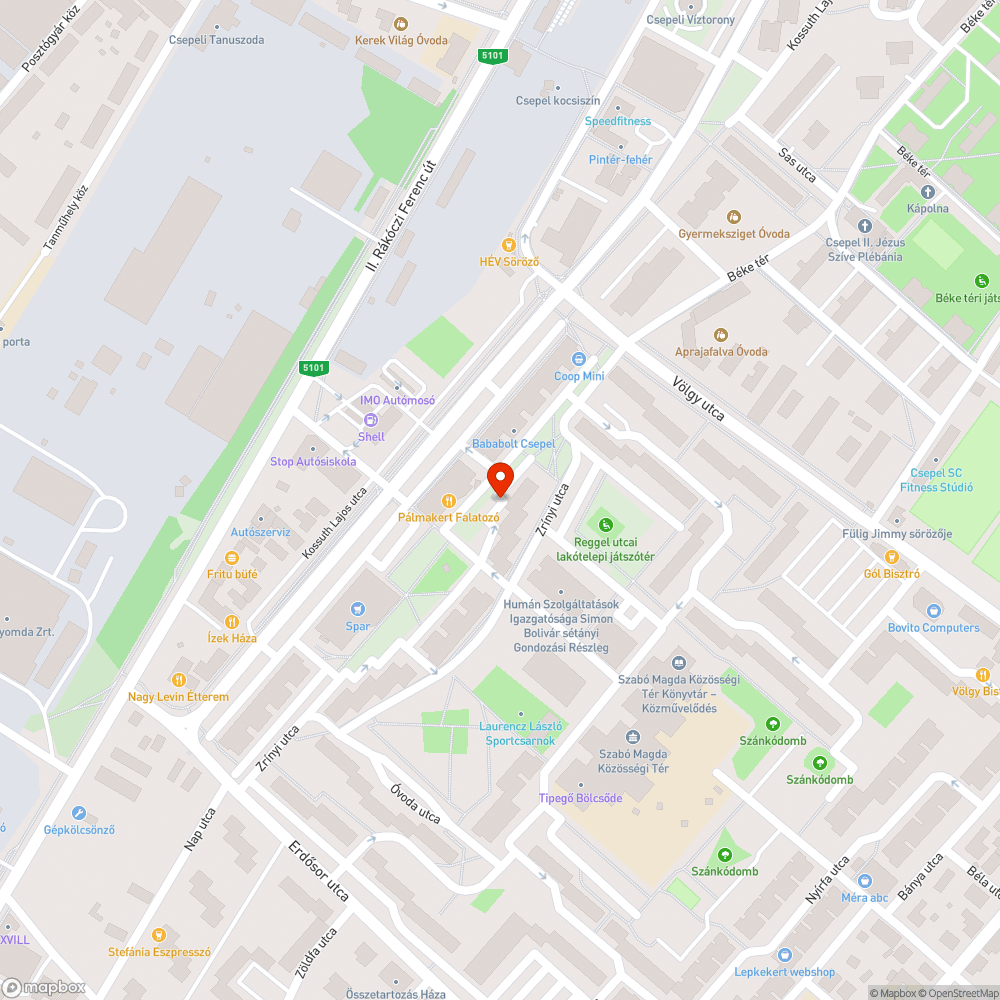 Kátyú az út szélén Zrínyi utca ismét bejelentés helye