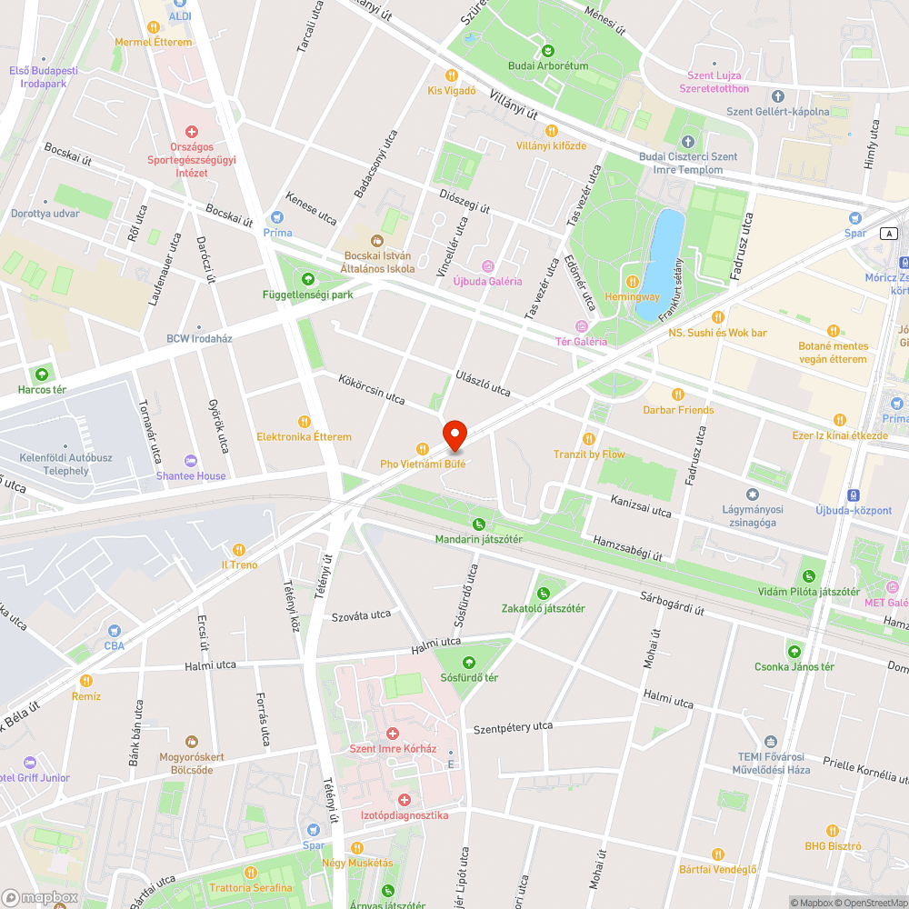 Kiálló térkő a járda közepén bejelentés helye