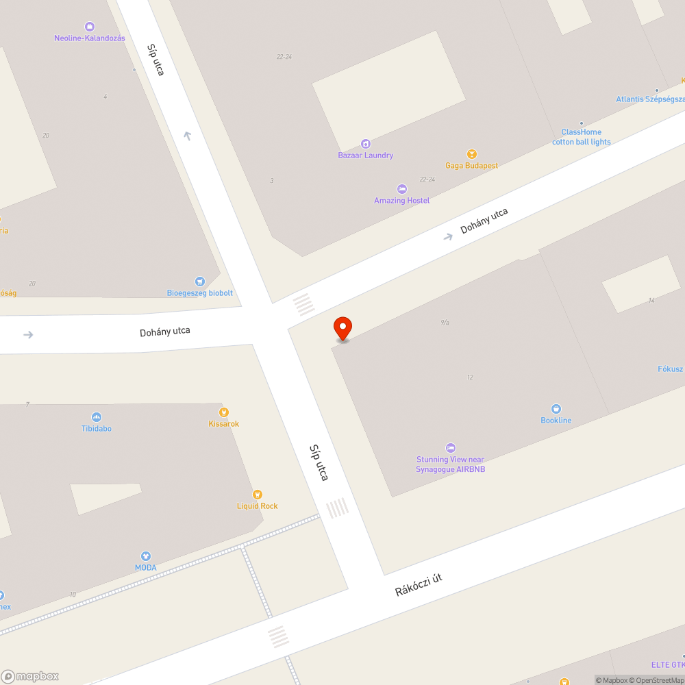 A fedlap felületében mély mélyedés bejelentés helye