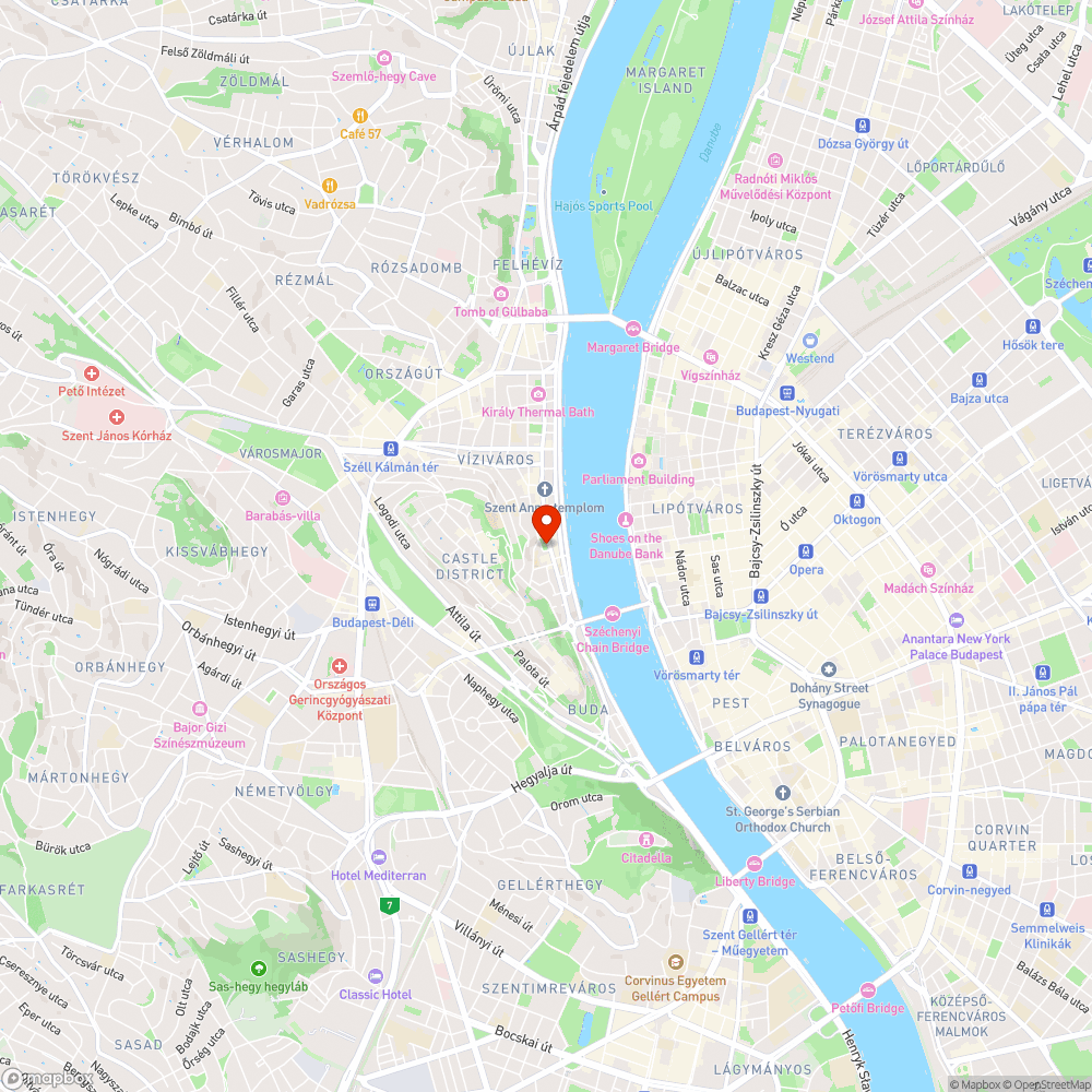 A Corvin-tér füve vágásérett bejelentés helye