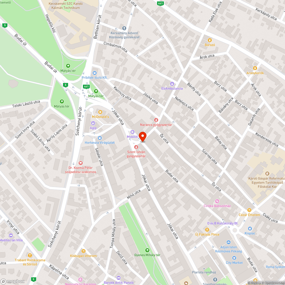 Töredezett, balesetveszélyes szegély a Kada utcában - ÚJRAKÜLDVE bejelentés helye