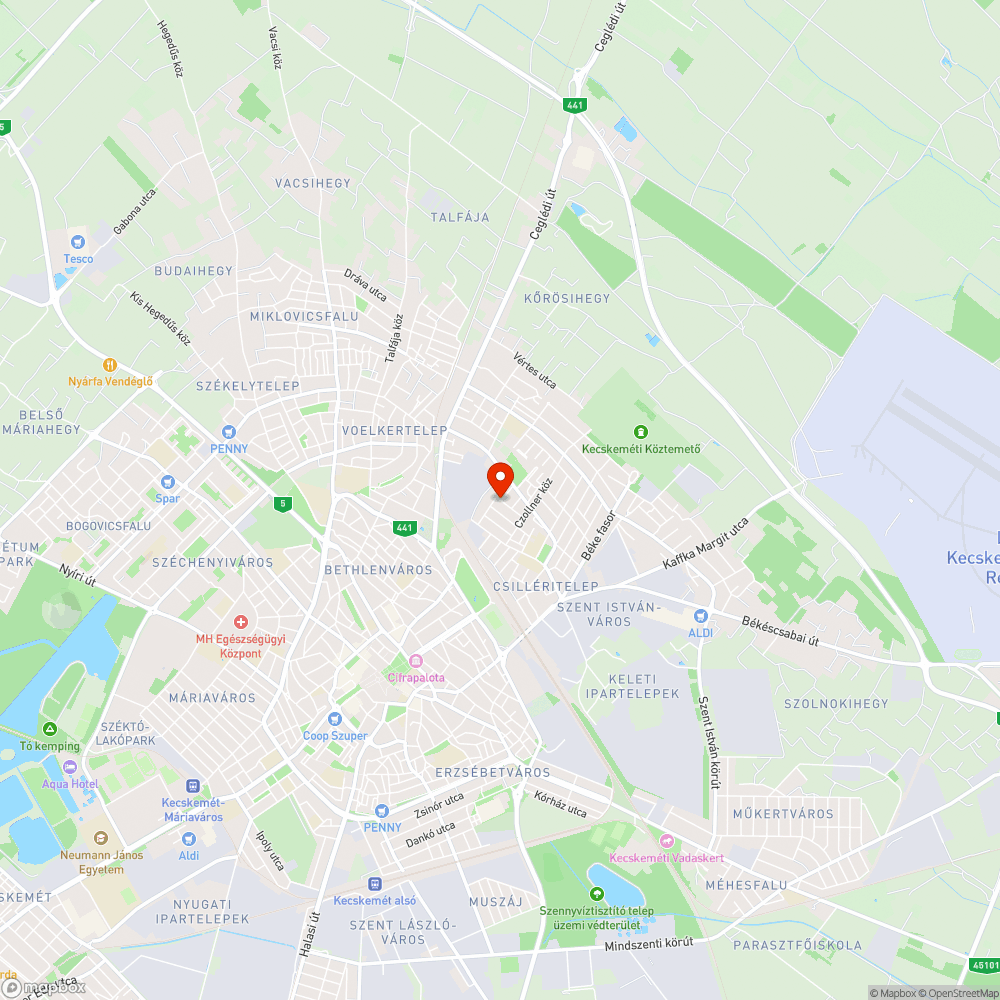 Eltakart kresztábla a Vadász utcában bejelentés helye