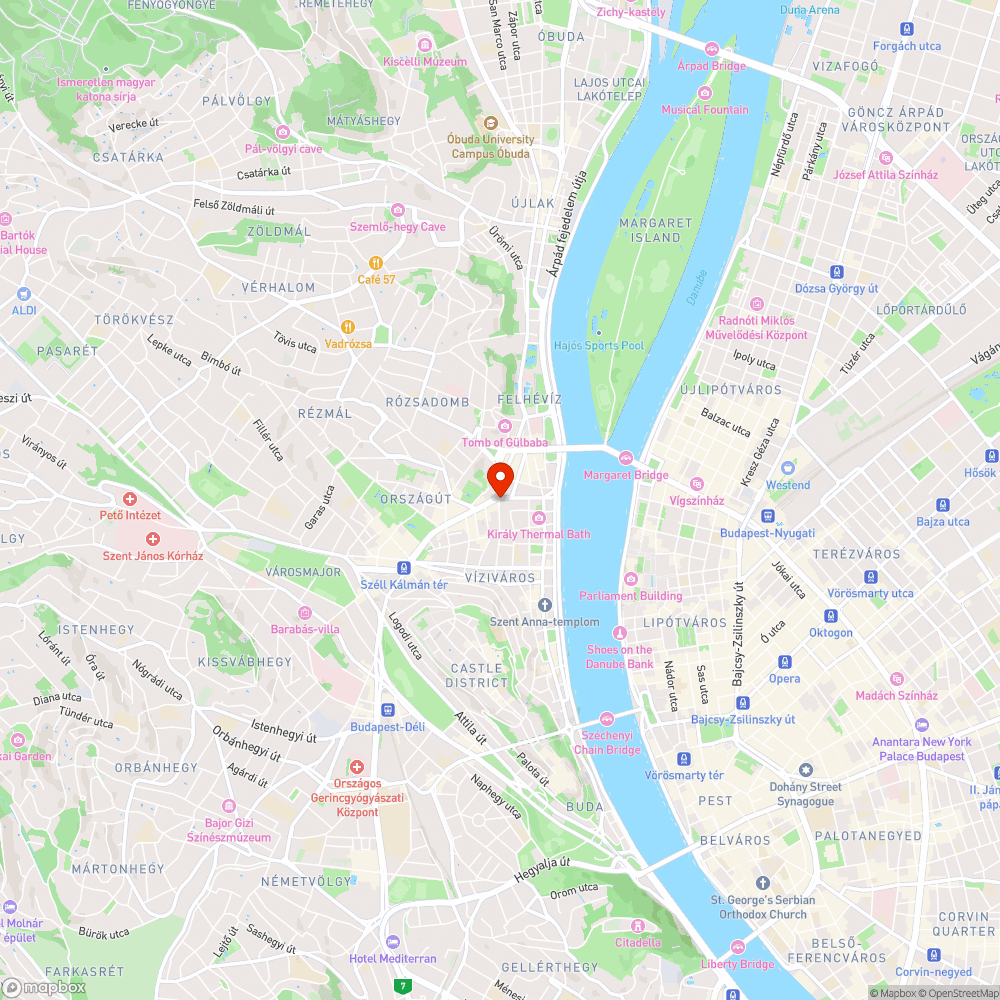 Több négyzetméteres úthiba bejelentés helye